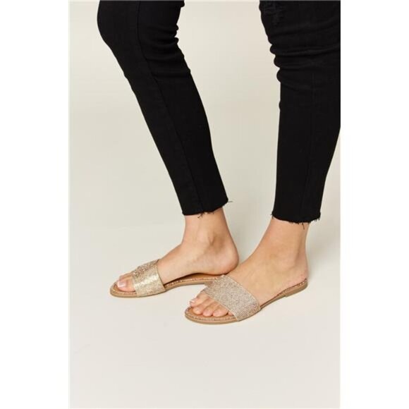 WILD‎ DIVA Rhinestone Open Toe Flat Sandals - Picture 3 of 6